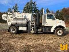 2001 STERLING L7500 S/A VAC VIN: 2FZAA0AK71AB56467