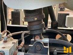 2001 STERLING L7500 S/A VAC VIN: 2FZAA0AK71AB56467