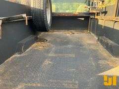 2009 FORD F-350 S/A UTILITY TRUCK VIN: 1FDWF36549EA72635