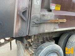 2006 MACK MR TRI FRONT LOAD COLLECTION TRUCK VIN: 1M2K189C36M033556