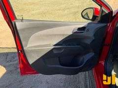 2015 CHEVROLET SONIC VIN: 1G1JC5SH3F4127069 FWD