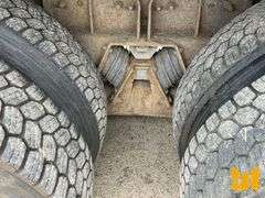 2006 MACK MR TRI FRONT LOAD COLLECTION TRUCK VIN: 1M2K189C36M033556