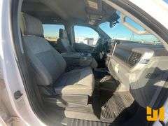 2024 FORD F-550 XLT SD CREW CAB 4X4 FLATBED TRUCK VIN: 1FD0W5HT1REC75656