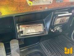 1990 PETERBILT 378 TANDEM AXLE DUMP TRUCK VIN: 1XPFD20X0LN292665