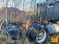 1993 KENWORTH T800 VIN: 1XKDDB9X1PS585823