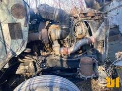 1993 KENWORTH T800 VIN: 1XKDDB9X1PS585823