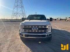 2024 FORD F-550 XLT SD CREW CAB 4X4 FLATBED TRUCK VIN: 1FD0W5HT1REC75656