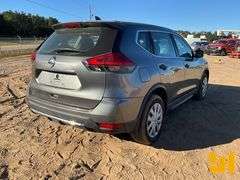 2017 NISSAN ROGUE VIN: 5N1AT2MT5HC862230 FWD