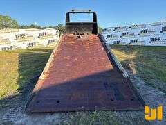 2011 INTERNATIONAL MA065 SINGLE AXLE ROLLBACK TRUCK VIN: 1HTJTSKM4BH340797