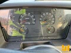 2001 STERLING L7500 S/A VAC VIN: 2FZAA0AK71AB56467