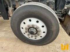 1994 PETERBILT 357 TRI ROLL OFF TRUCK VIN: 1XPAL60X2RN353155