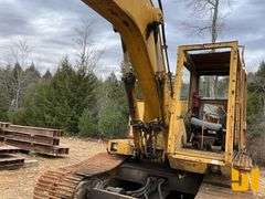 1977 CATERPILLAR 225 HYDRAULIC EXCAVATOR SN: 51U2046