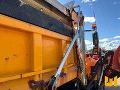 2010 INTERNATIONAL 7600 SINGLE AXLE DUMP TRUCK VIN: 1HTWDAARXAJ240849