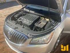 2014 BUICK LACROSSE VIN: 1G4GB5G31EF133890 FWD