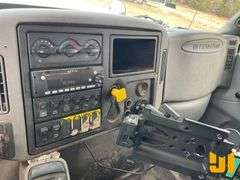 2007 INTERNATIONAL 4400 SBA 6X4 T/A REAR LOAD RESIDENTIAL COLLECTION TRUCK VIN: 1HTMSAZR47H493165