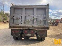 1990 PETERBILT 378 TANDEM AXLE DUMP TRUCK VIN: 1XPFD20X0LN292665