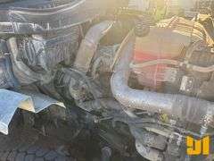 2012 INTERNATIONAL SF667 TANDEM AXLE REAR DISCHARGE MIXER TRUCK VIN: 1HTGSSHT0CJ696962