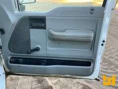 2007 FORD F-150 XL TRITON XL EXTENDED CAB 4X2 PICKUP VIN: 1FTRX12W07NA55054