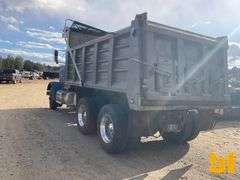 1990 PETERBILT 378 TANDEM AXLE DUMP TRUCK VIN: 1XPFD20X0LN292665