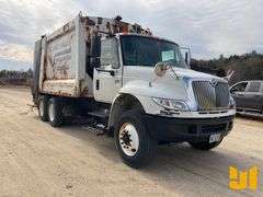 2007 INTERNATIONAL 4400 SBA 6X4 T/A REAR LOAD RESIDENTIAL COLLECTION TRUCK VIN: 1HTMSAZR47H493165