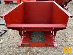 UNUSED 2 YARD SELF DUMPING HOPPER