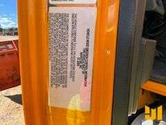 2010 INTERNATIONAL 7600 SINGLE AXLE DUMP TRUCK VIN: 1HTWDAARXAJ240849