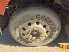 2013 MACK CHU613 PINNACLE TANDEM AXLE DAY CAB TRUCK TRACTOR VIN: 1M1AN07Y3DM014765