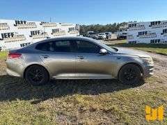 2018 KIA OPTIMA VIN: 5XXGT4L32JG206147 2WD