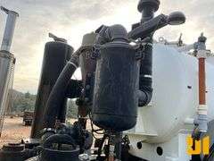 2001 STERLING L7500 S/A VAC VIN: 2FZAA0AK71AB56467