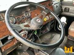 1994 PETERBILT 357 TRI ROLL OFF TRUCK VIN: 1XPAL60X2RN353155