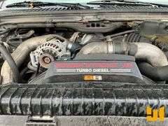 2005 FORD F450 SINGLE AXLE REGULAR CAB STAKE BED TRUCK VIN: 1FDXF46P24EB48177