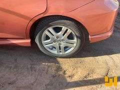 2008 HONDA FIT VIN: JHMGD38648S048290 2WD