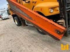 2009 FREIGHTLINER M2 SINGLE AXLE DUMP TRUCK VIN: 1FVAC3BS39HAH1304