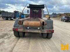 1994 PETERBILT 357 TRI ROLL OFF TRUCK VIN: 1XPAL60X2RN353155