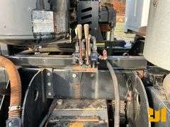 2001 STERLING L7500 S/A VAC VIN: 2FZAA0AK71AB56467