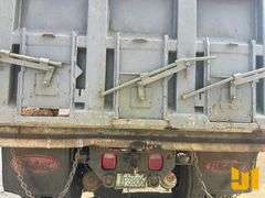 1990 PETERBILT 378 TANDEM AXLE DUMP TRUCK VIN: 1XPFD20X0LN292665