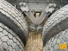 2018 KENWORTH T880 TANDEM AXLE DAY CAB TRUCK TRACTOR VIN: 1XKZDP9X8JJ211306