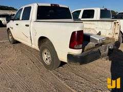 2015 RAM 1500 5.7L HEMI 1/2 TON CREW CAB PICKUP VIN: 3C6RR6KT8FG591746