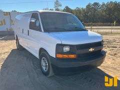 2017 CHEVROLET EXPRESS CARGO VAN VIN: 1GCWGAFF4H1258020