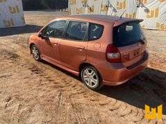 2008 HONDA FIT VIN: JHMGD38648S048290 2WD