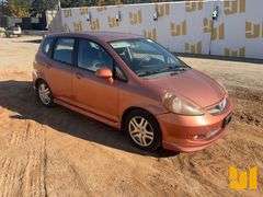 2008 HONDA FIT VIN: JHMGD38648S048290 2WD