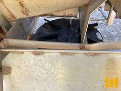 2010 INTERNATIONAL 7600 SINGLE AXLE DUMP TRUCK VIN: 1HTWDAARXAJ240849