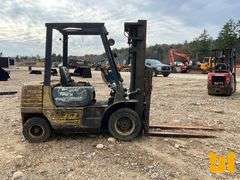 CATERPILLAR DP25 CUSHION TIRE FORKLIFT SN: 5BM00273
