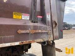 2006 MACK MR TRI FRONT LOAD COLLECTION TRUCK VIN: 1M2K189C36M033556