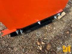 UNUSED 8’ QT SNOW PUSHER PULL-BACK V2023