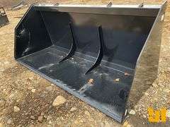 UNUSED KC 102” OVERSIZED LIGHT MATERIAL BUCKET