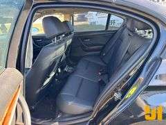 2006 BMW 325I VIN: WBAVB17576NK30392