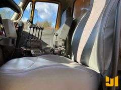 2010 INTERNATIONAL 7600 SINGLE AXLE DUMP TRUCK VIN: 1HTWDAARXAJ240849