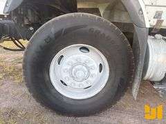 2012 INTERNATIONAL SF667 TANDEM AXLE REAR DISCHARGE MIXER TRUCK VIN: 1HTGSSHT0CJ696962