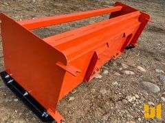 UNUSED 8’ QT SNOW PUSHER PULL-BACK V2023